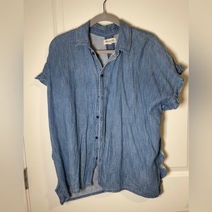 Madewell- Denim short sleeve button up